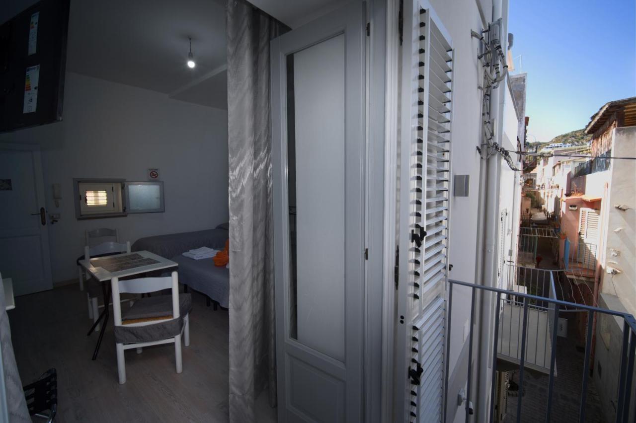Lo Nardo Accommodation Đảo Lipari Ngoại thất bức ảnh