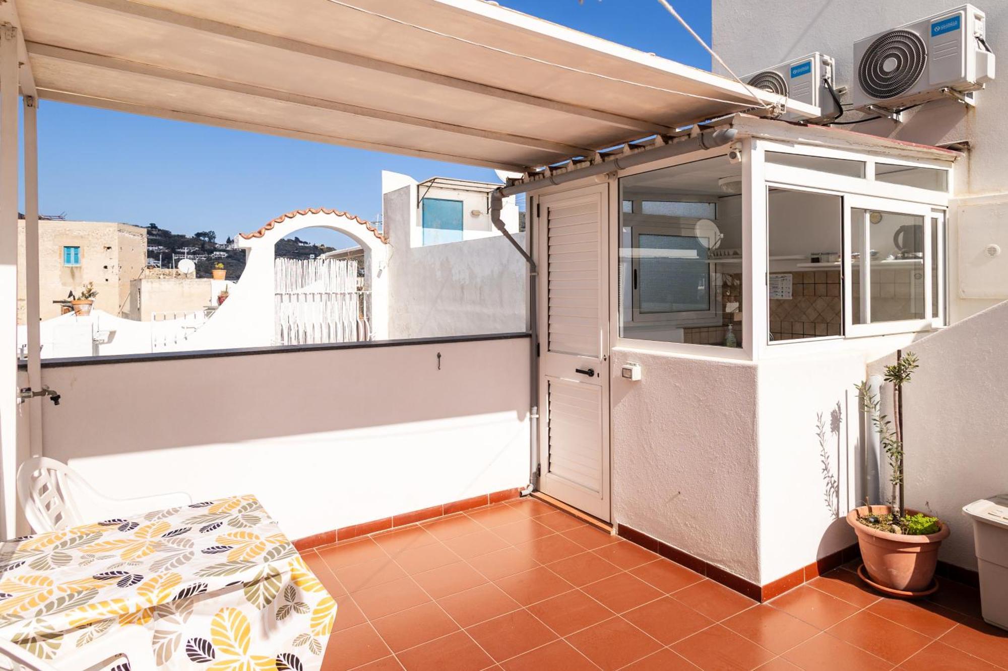 Lo Nardo Accommodation Đảo Lipari Ngoại thất bức ảnh